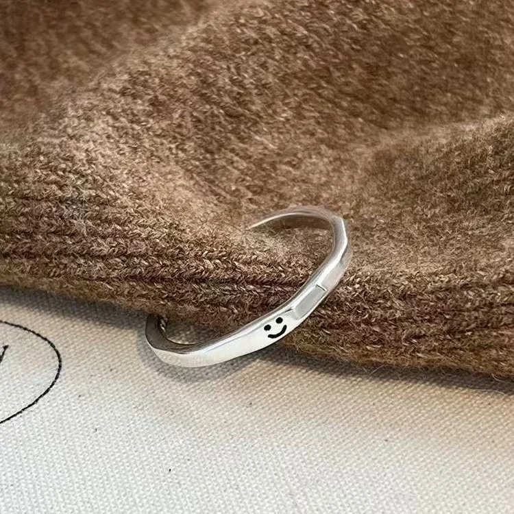 Playful 925 Sterling Silver Smiley Open-Front Ring