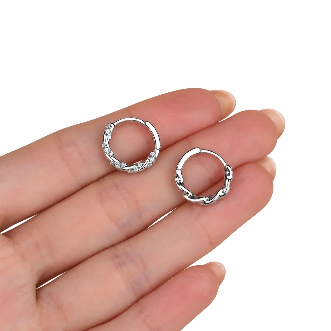 Twisted Pavé Cubic Zirconia 925 Sterling Silver Hoop Earrings