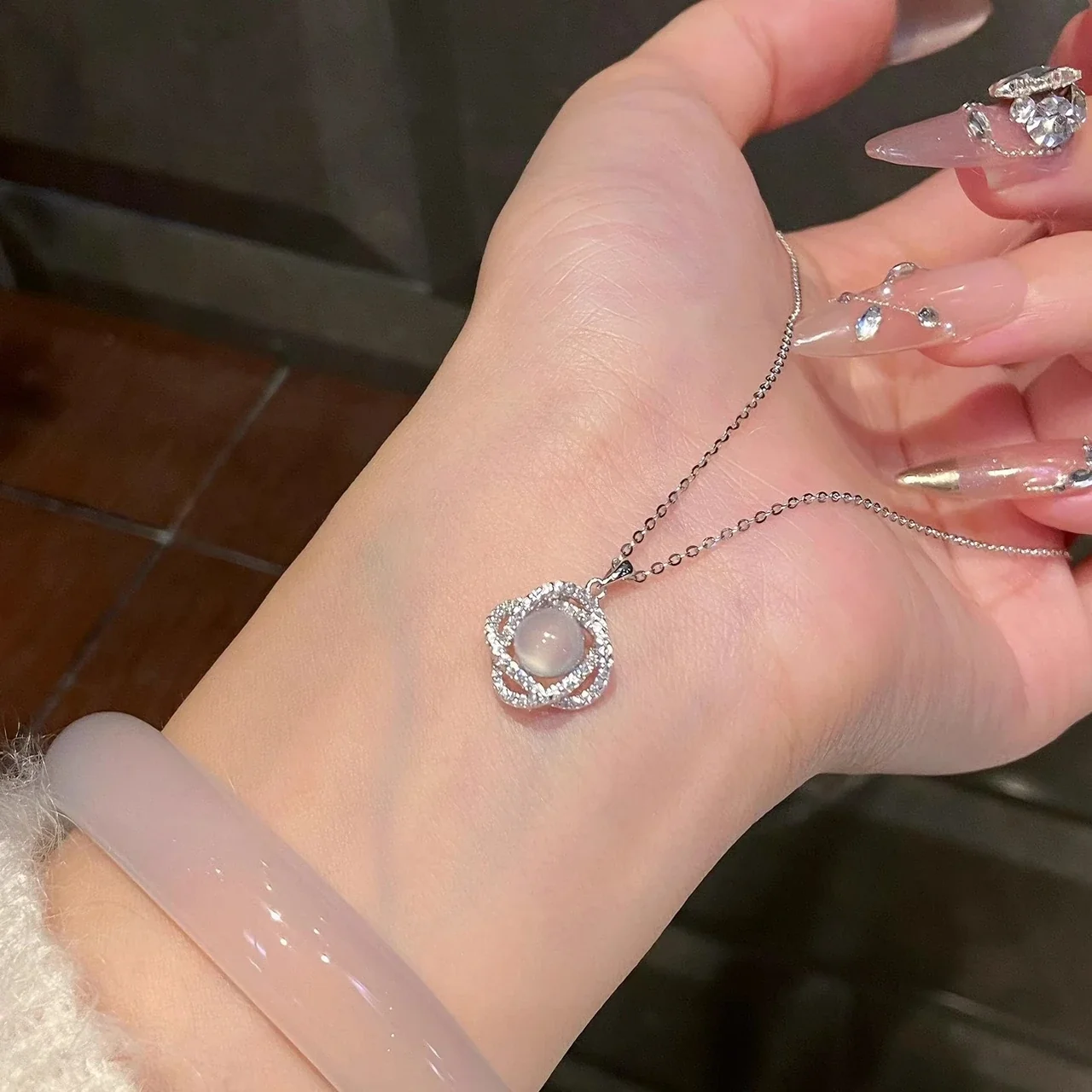 Orbital Chalcedony Pavé Flower 925 Sterling Silver Necklace - Silver