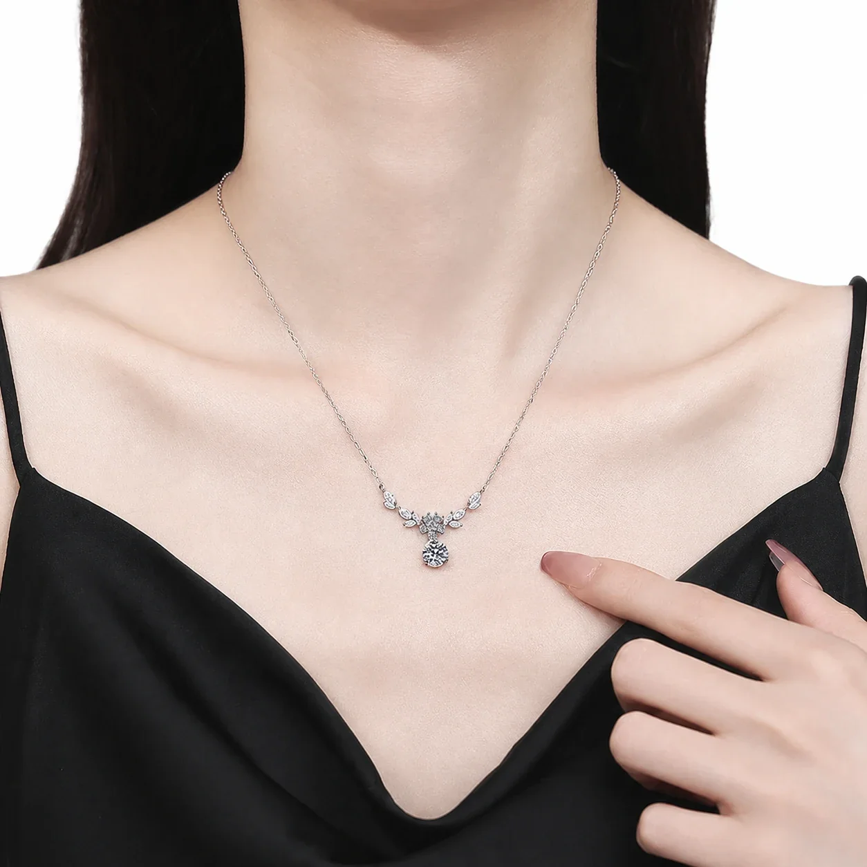 Floral 925 Sterling Silver Marquise Leaf Moissanite Necklace