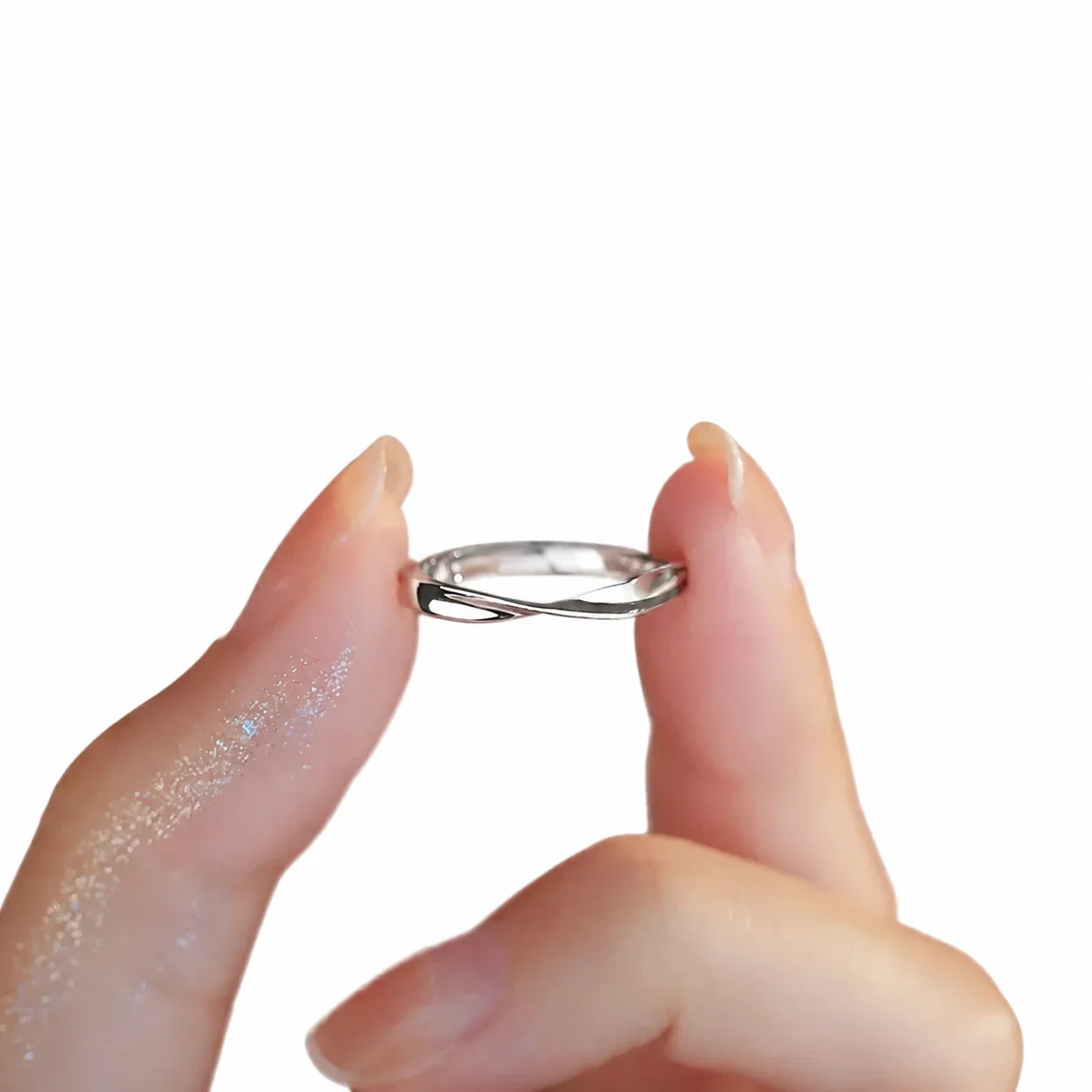Sculptural Mobius Twist Open-Band 925 Sterling Silver Ring