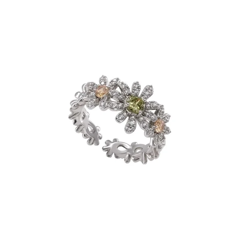 Luminous Daisy Crystal Silver-Plated Copper Ring