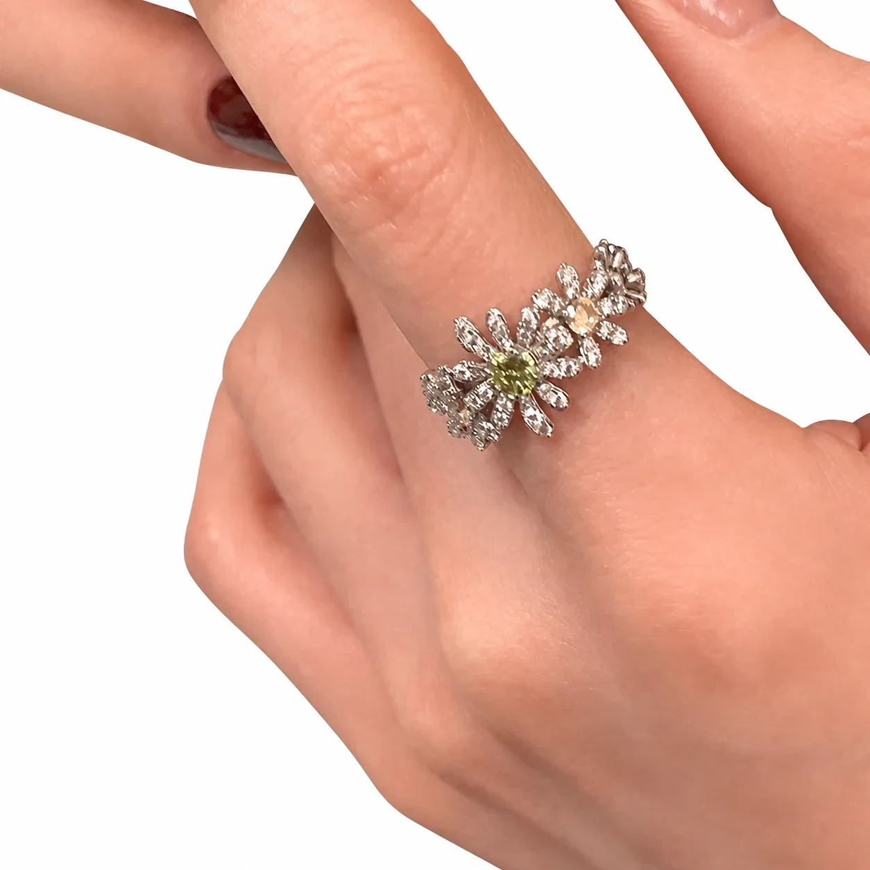 Luminous Daisy Crystal Silver-Plated Copper Ring