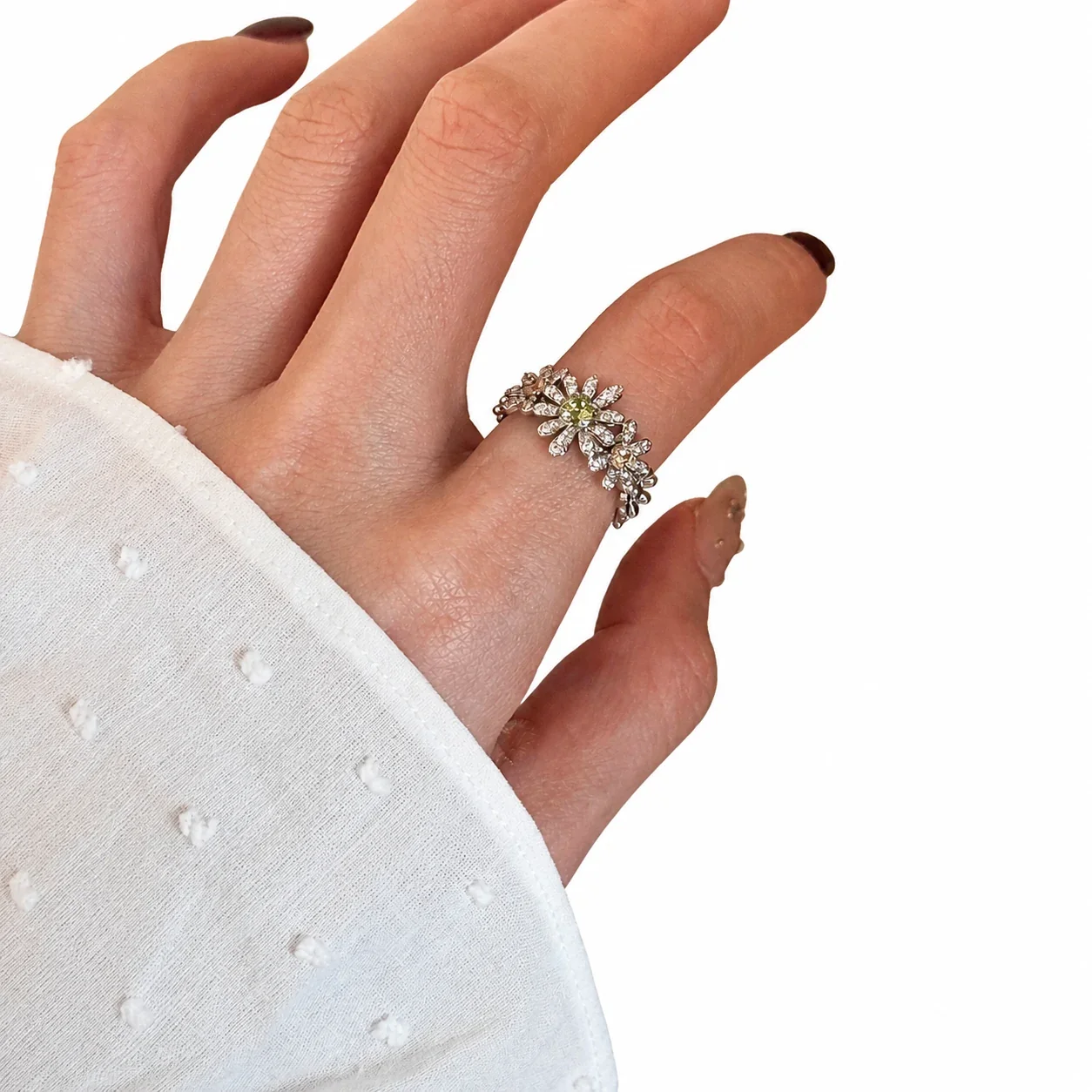 Luminous Daisy Crystal Silver-Plated Copper Ring