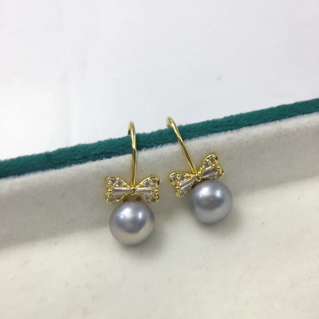 Delicate Gold-Plated Bow Baguette CZ Freshwater Pearl Drop Earrings - Gray