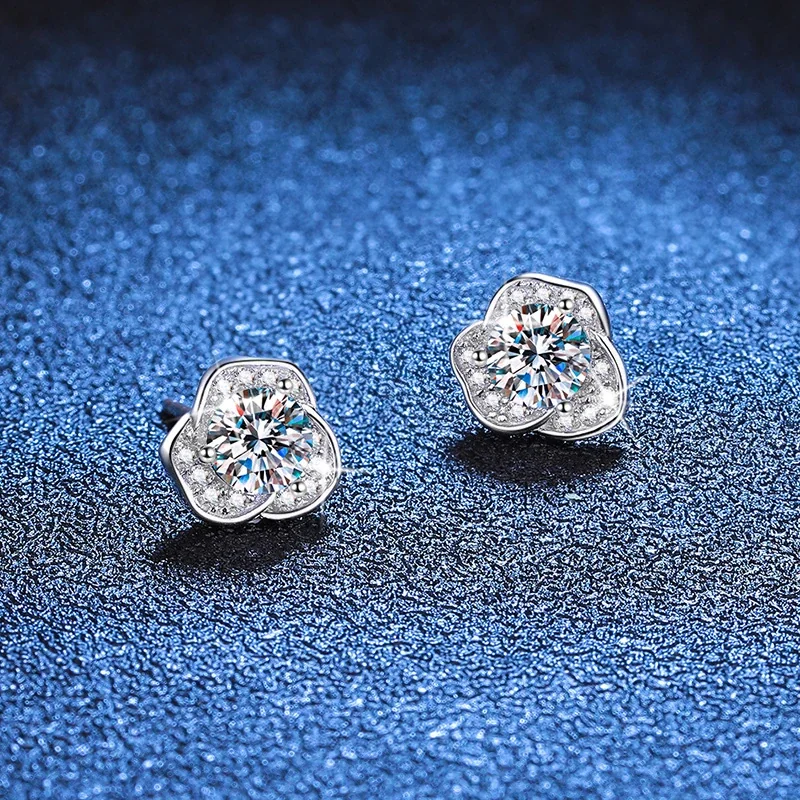 Camellia 925 Sterling Silver Round Moissanite Stud Earrings