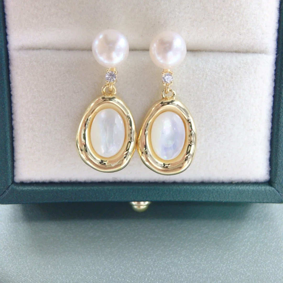 Romantic Gold-Plated Oval Frame Freshwater Pearl Drop Earrings