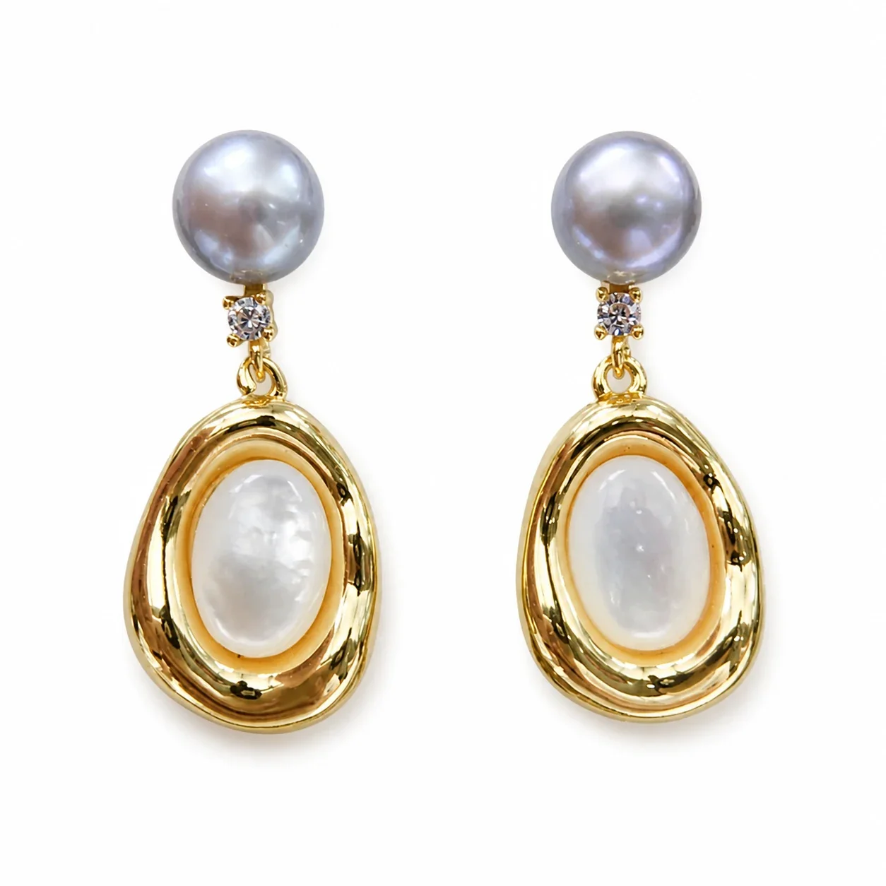 Romantic Gold-Plated Oval Frame Freshwater Pearl Drop Earrings - Gray