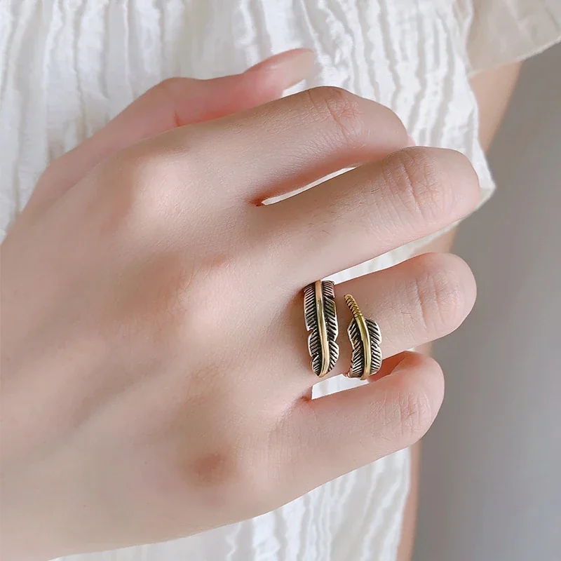 Vintage Two-Tone Feather Ribbed Open Copper Ring