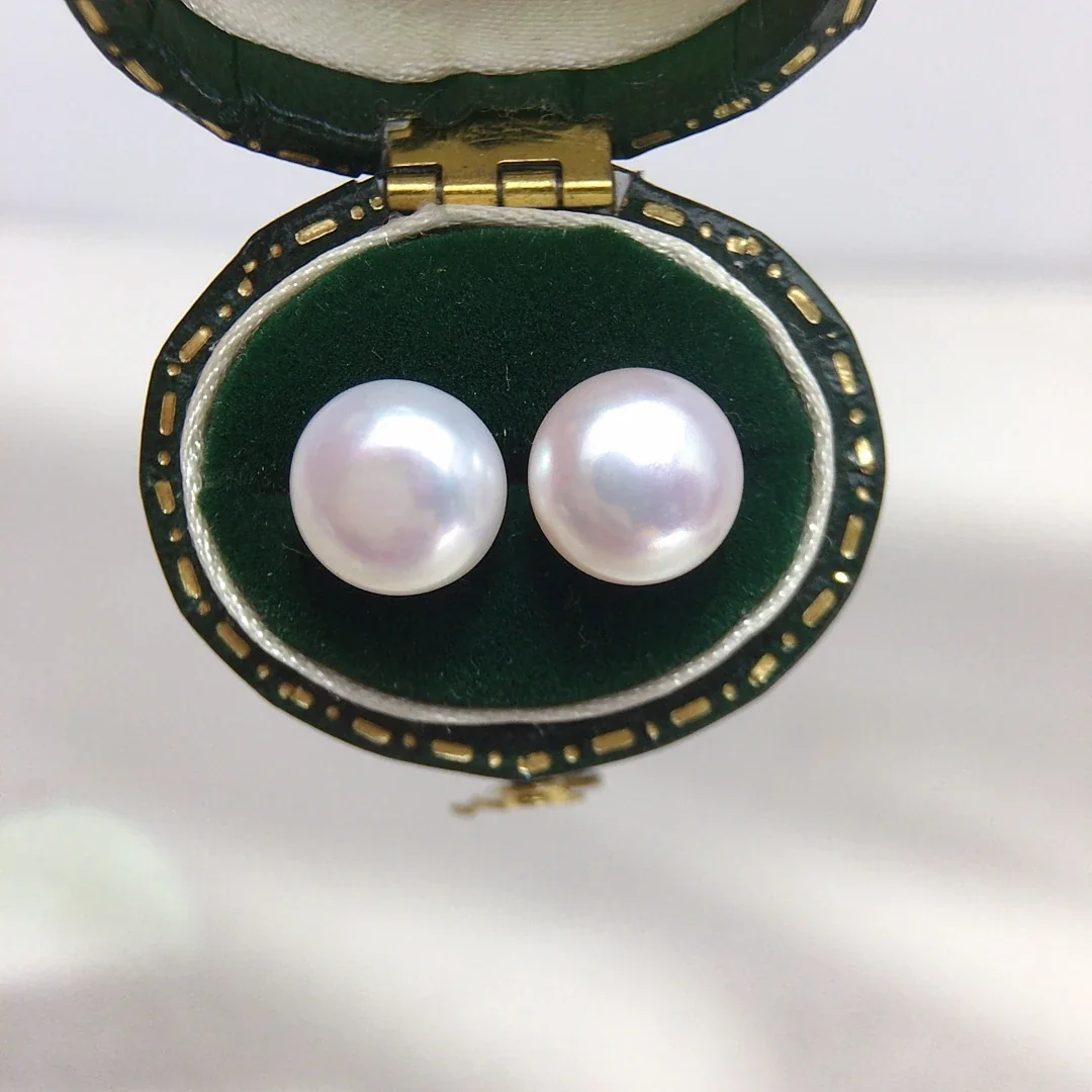 Lustrous Button Freshwater Pearl Post Stud Earrings