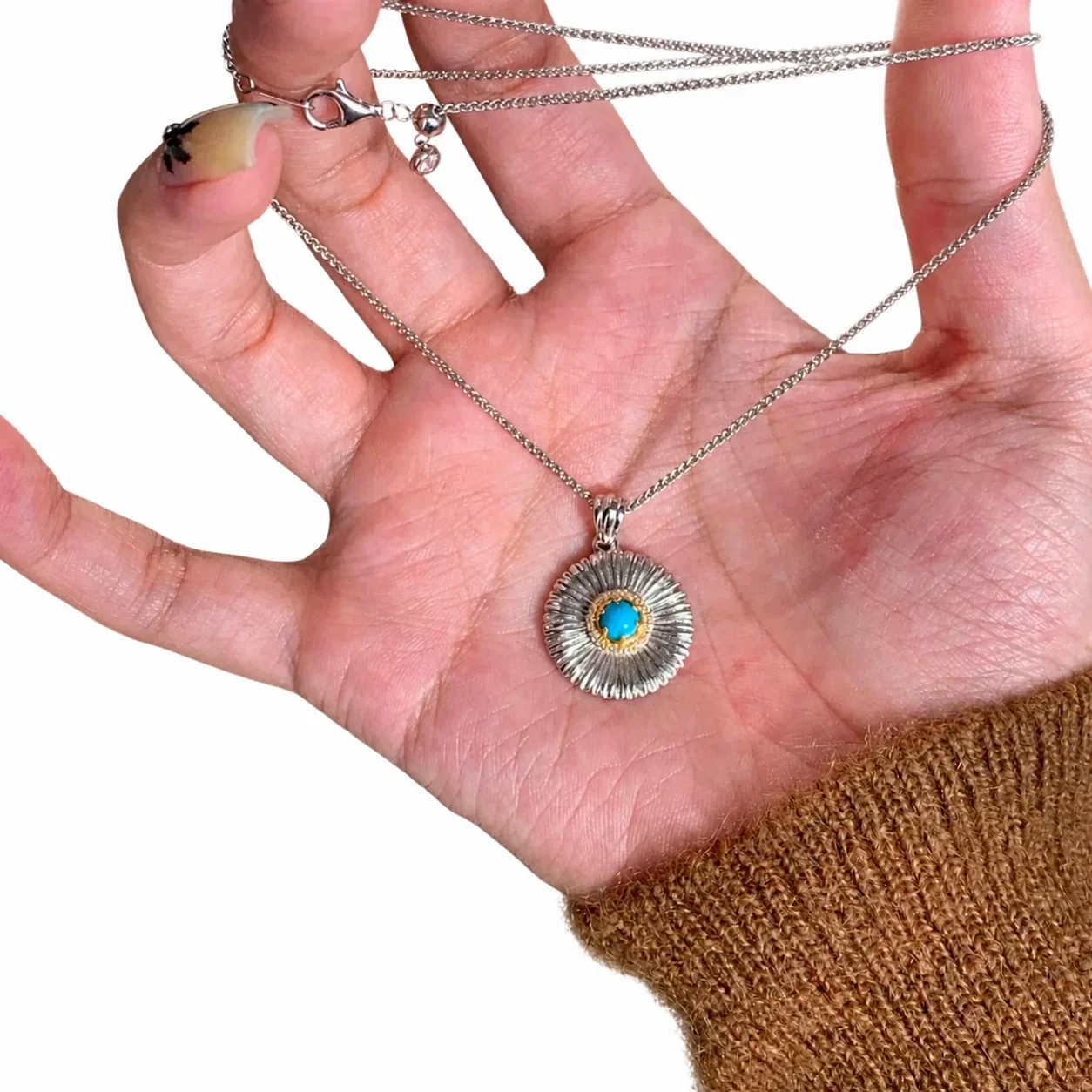 Radiant Silver-Plated Daisy Turquoise-Blue Bead Copper Necklace