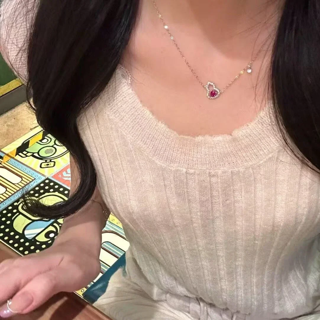 Delicate Gold-Plated Gourd Pink Crystal Copper Necklace