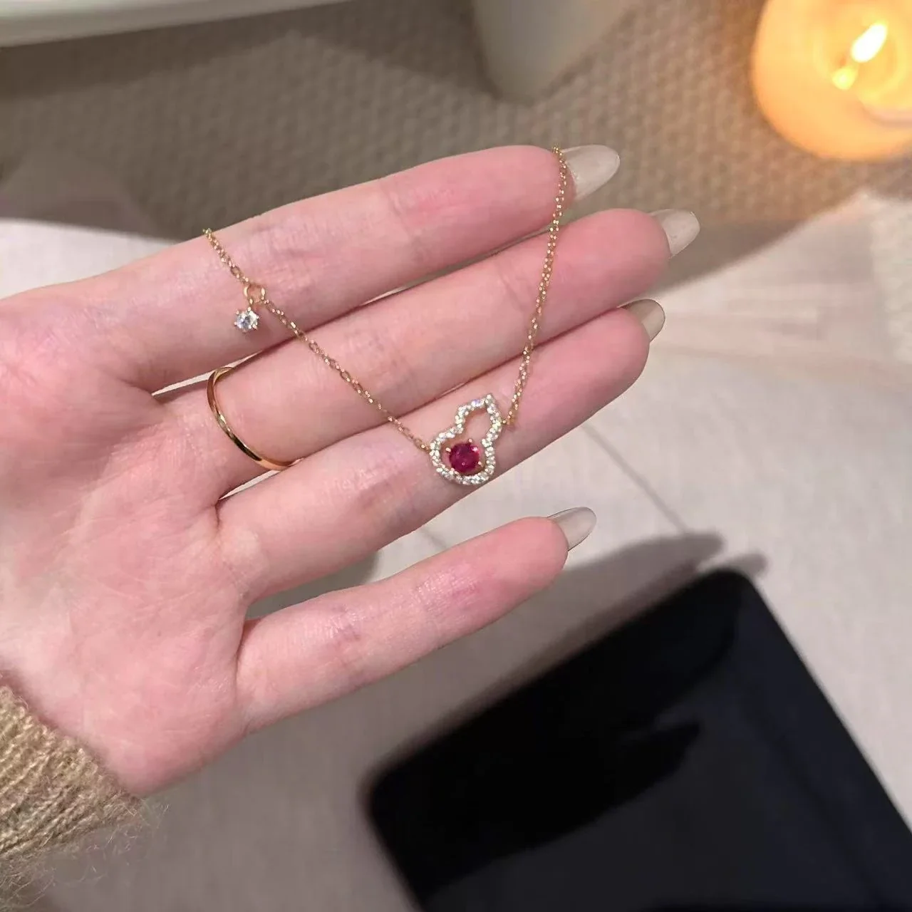 Delicate Gold-Plated Gourd Pink Crystal Copper Necklace