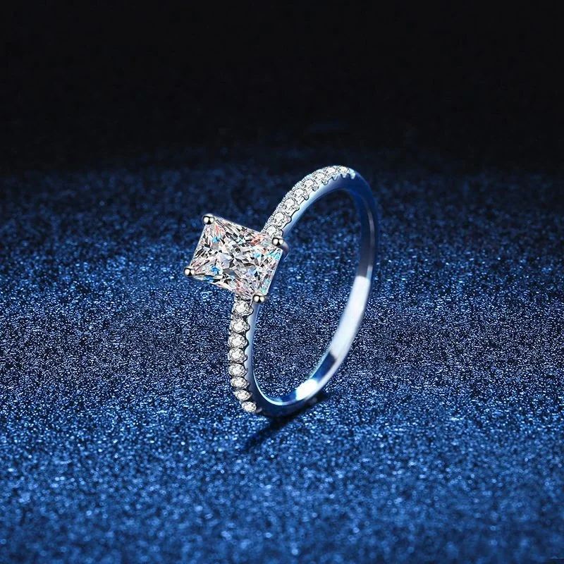 Luminous Emerald-Cut Pavé 925 Sterling Silver Ring - Radiant-Cut Moissanite
