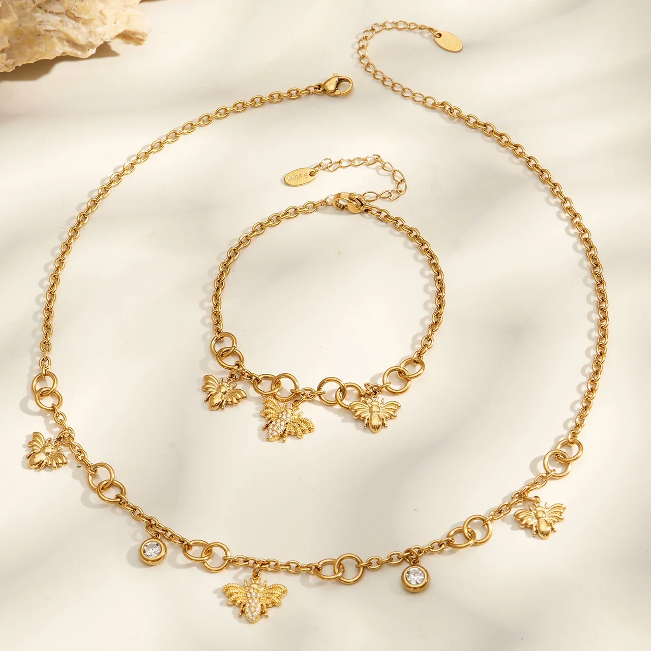 Bee Charm 18K Gold-Plated Stainless Steel Link Jewelry Set
