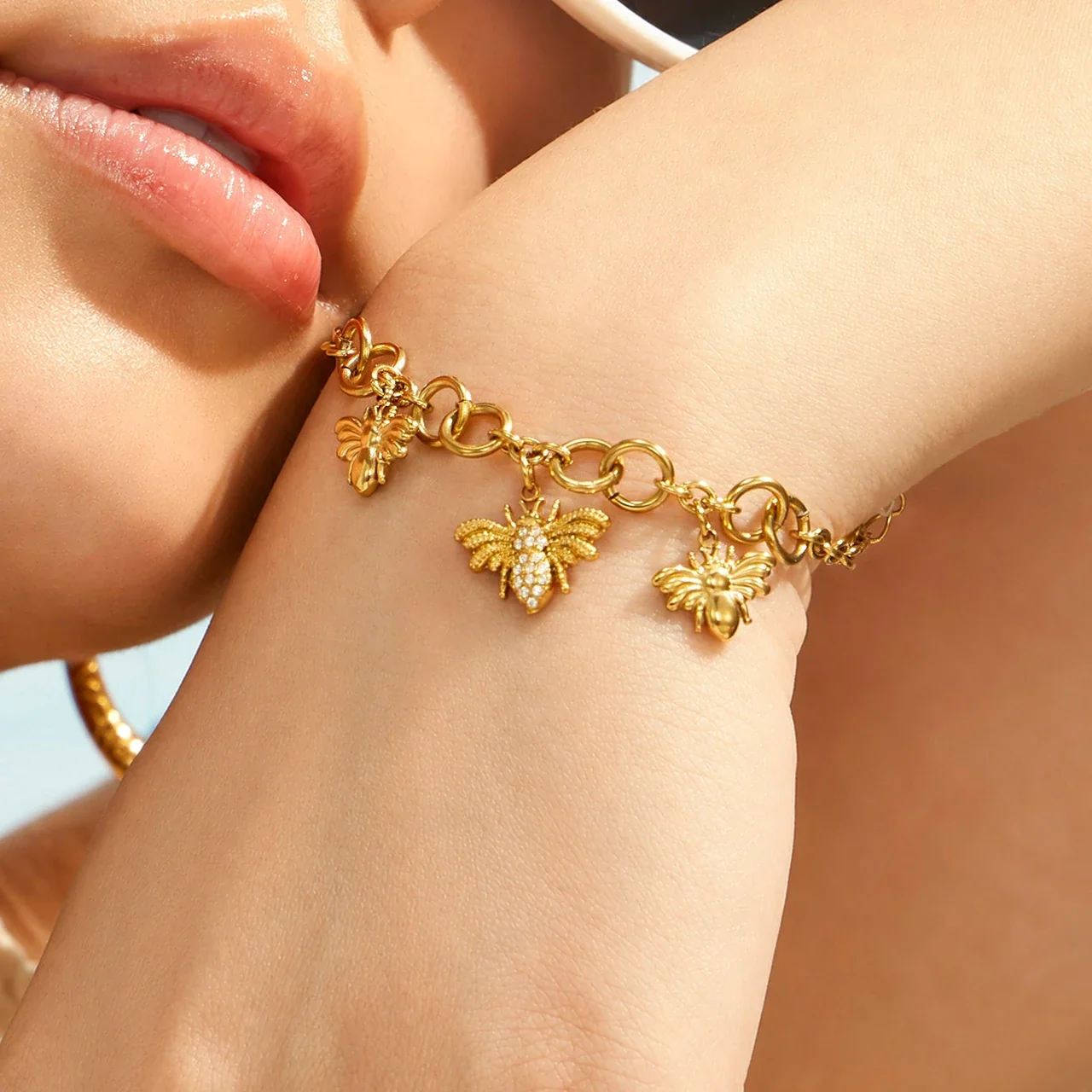 Bee Charm 18K Gold-Plated Stainless Steel Link Jewelry Set