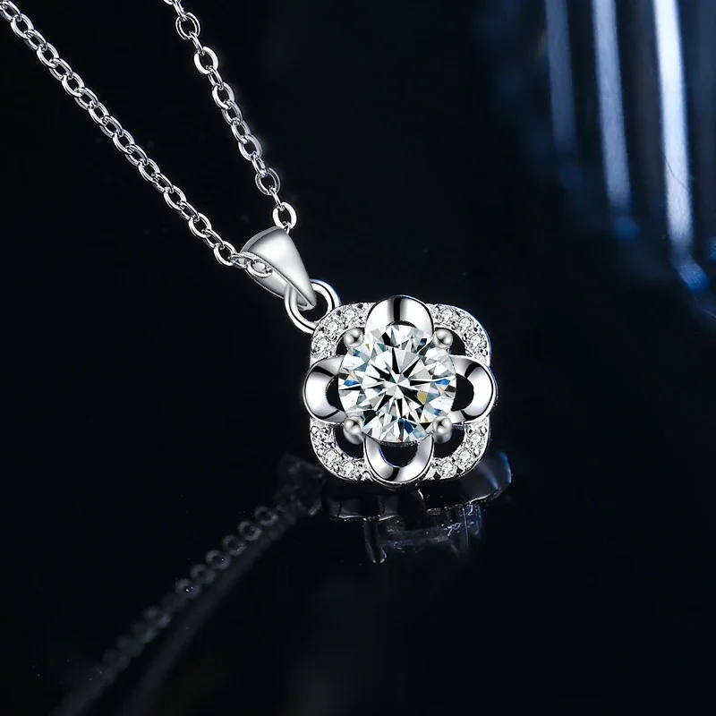 Radiant 925 Sterling Silver Four-Petal Pavé Moissanite Necklace