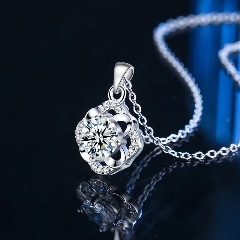 Radiant 925 Sterling Silver Four-Petal Pavé Moissanite Necklace
