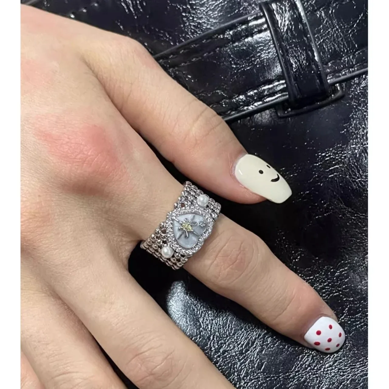 Ornate Silver-Plated Heart Star Pearl Bead Wide Ring