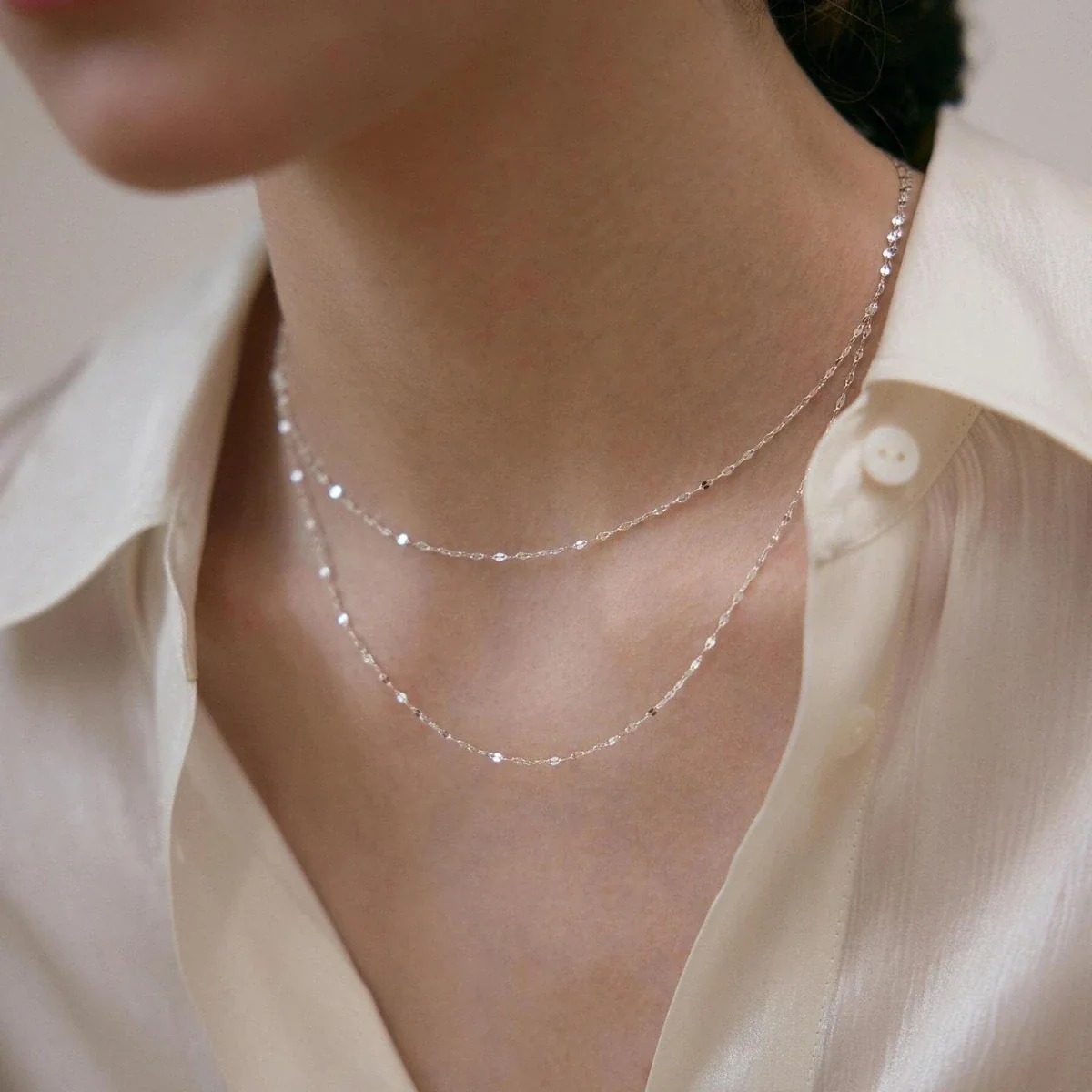 Delicate 925 Sterling Silver Faceted Station Chain Necklace