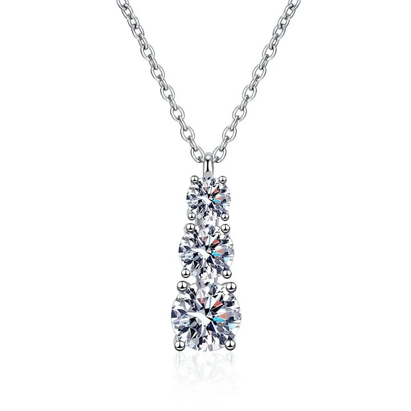 Graduated 925 Sterling Silver Three-Stone Moissanite Necklace