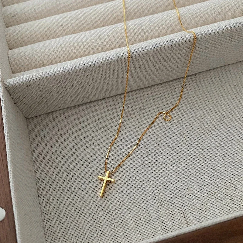 Minimal 925 Sterling Silver Polished Cross Box Chain Necklace