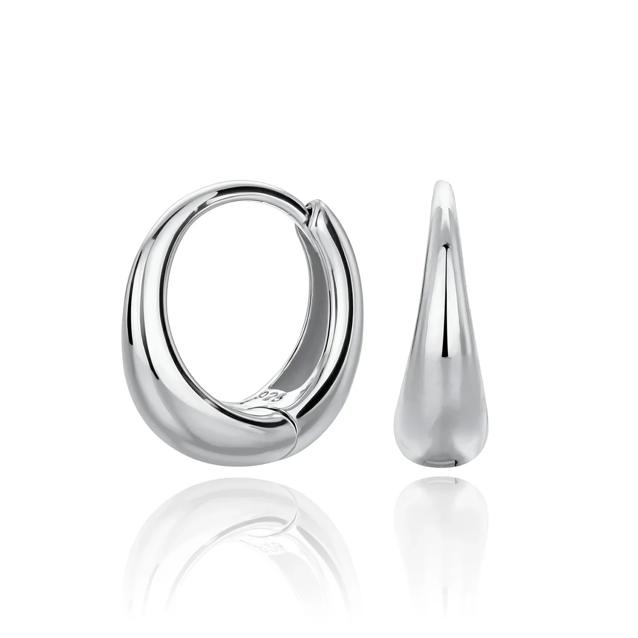 Orecchini a cerchio a goccia scultorei in argento 925 con finitura lucida