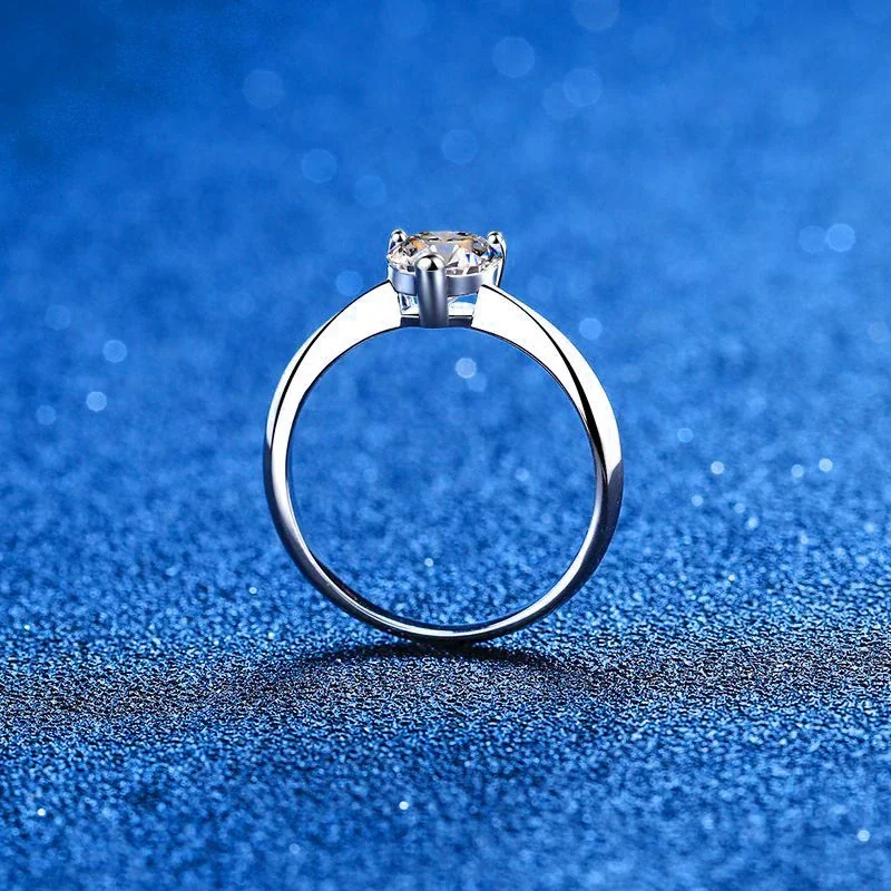 Delicate 925 sterling silver heart-cut prong-set Moissanite Ring