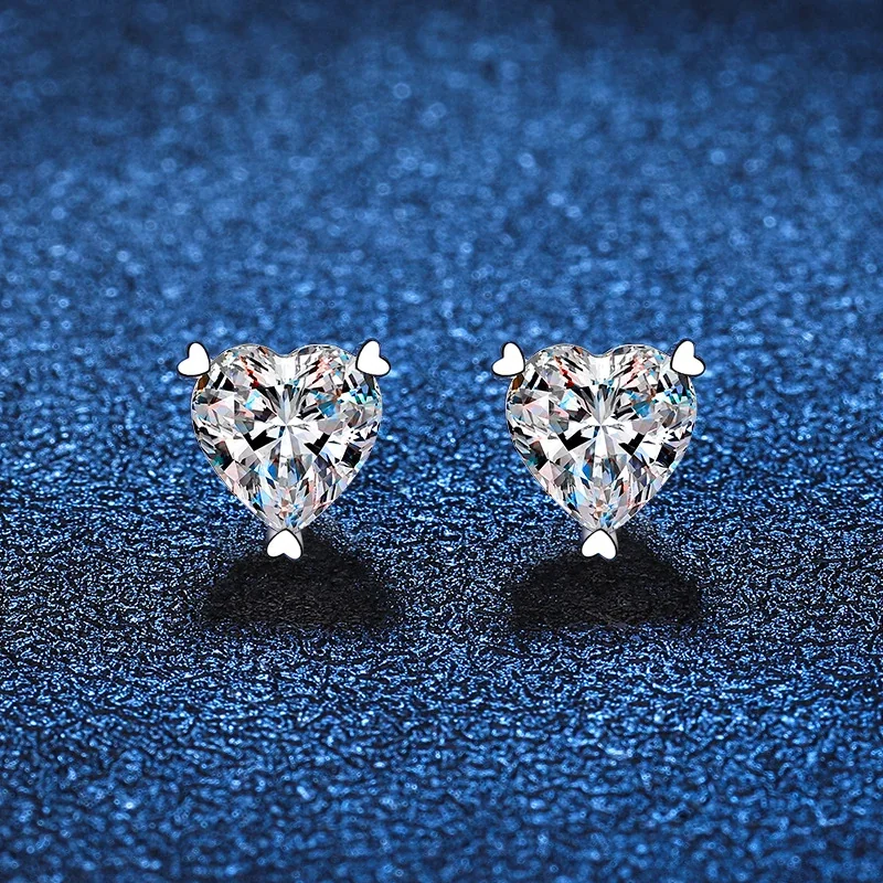 Heart-Cut Prong-Set 925 Sterling Silver Stud Earrings