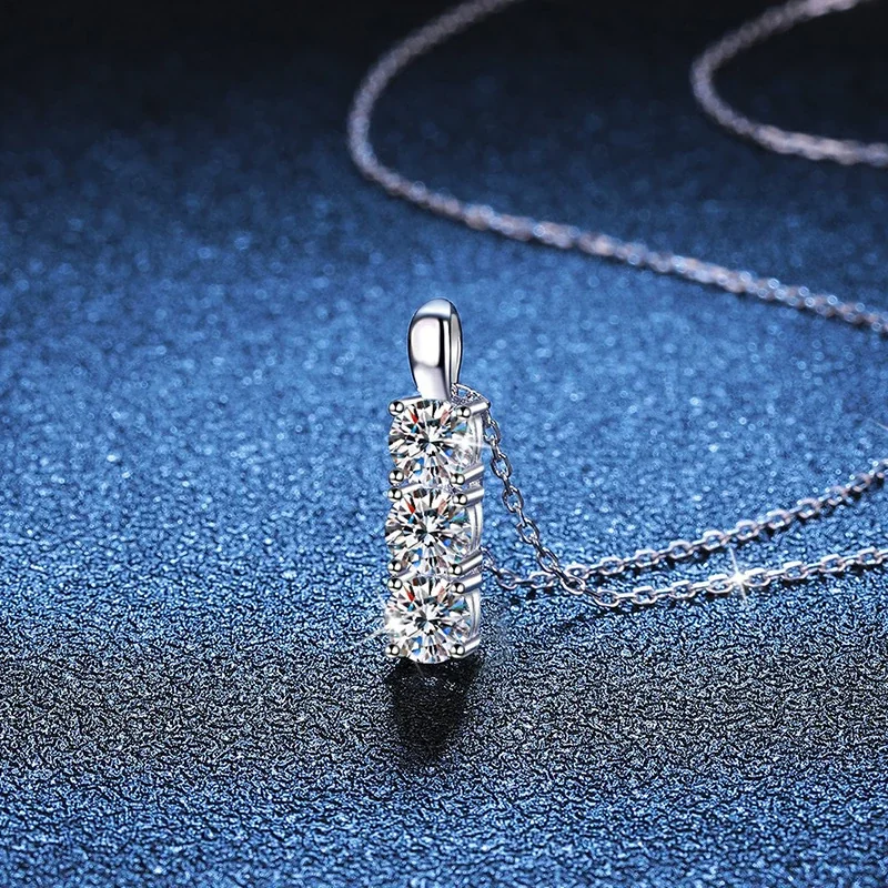 Refined 925 Sterling Silver Three-Stone Prong Pendant Necklace