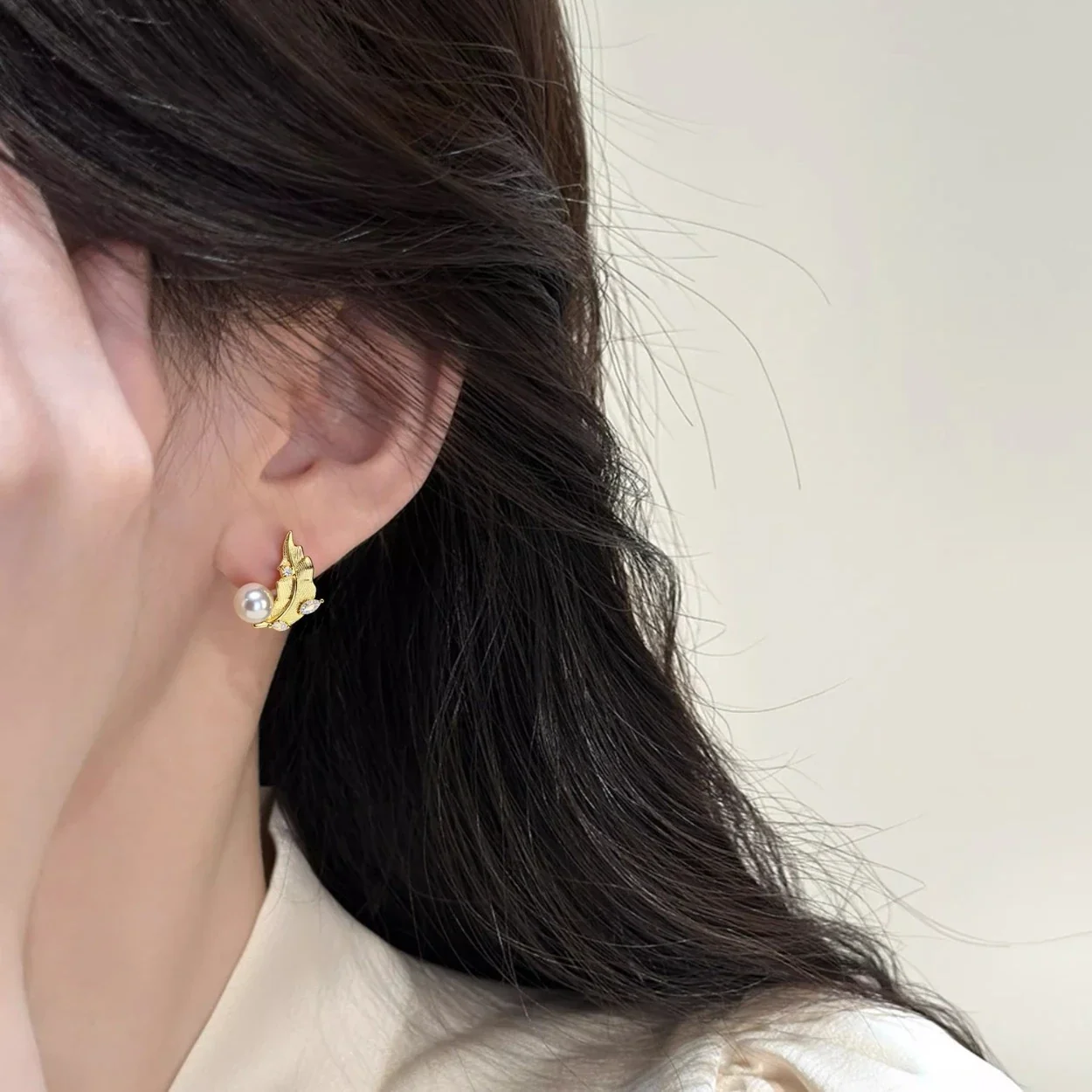 Ornate Gold-Plated Feather Pearl Crystal Stud Earrings