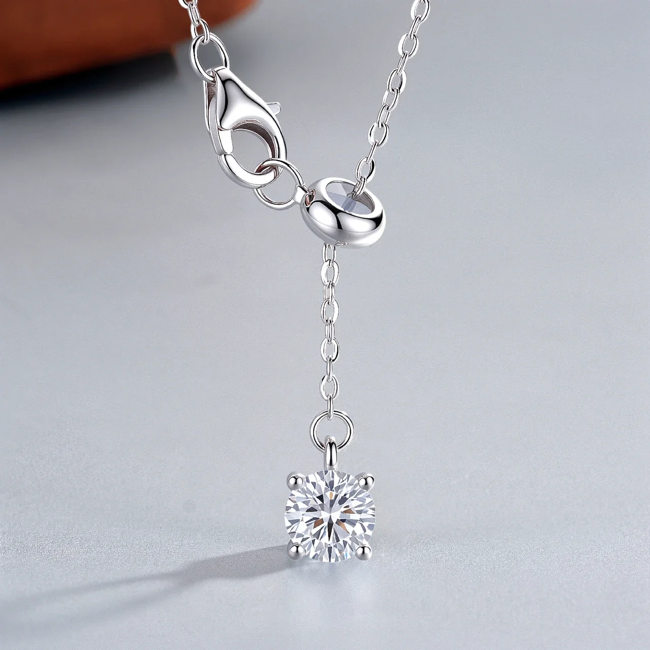 Dainty 925 sterling silver four-prong round cubic zirconia necklace - 50 cm / 5 mm Cubic Zirconia
