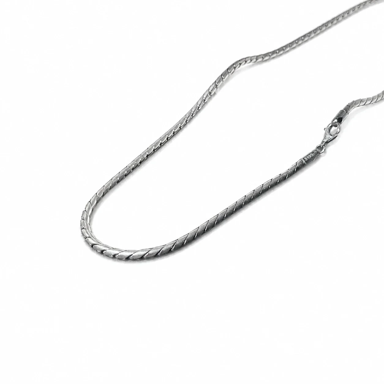 Twisted 925 Sterling Silver Ribbed Snake Bone Chain Necklace