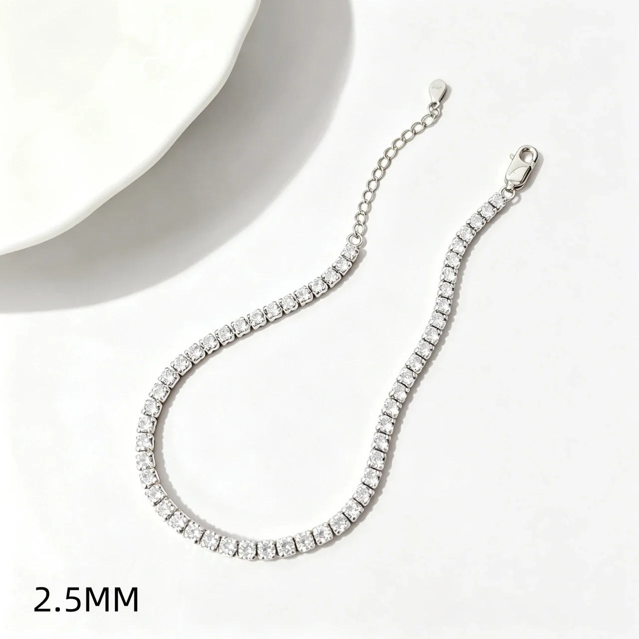 Vibrant 925 Sterling Silver Round Prong-Set Tennis Bracelet - 2.5 mm Clear Cubic Zirconia Silver