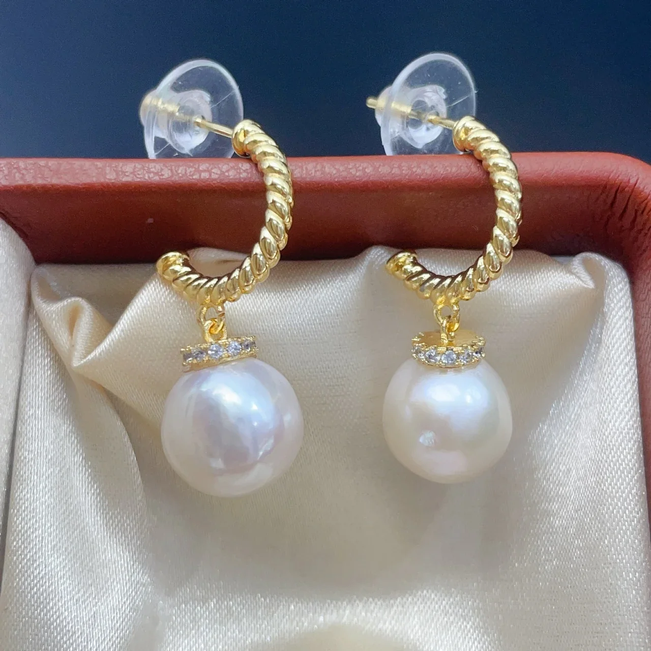 Twisted Gold-Plated Hoop Baroque Freshwater Pearl Drop Earrings - White