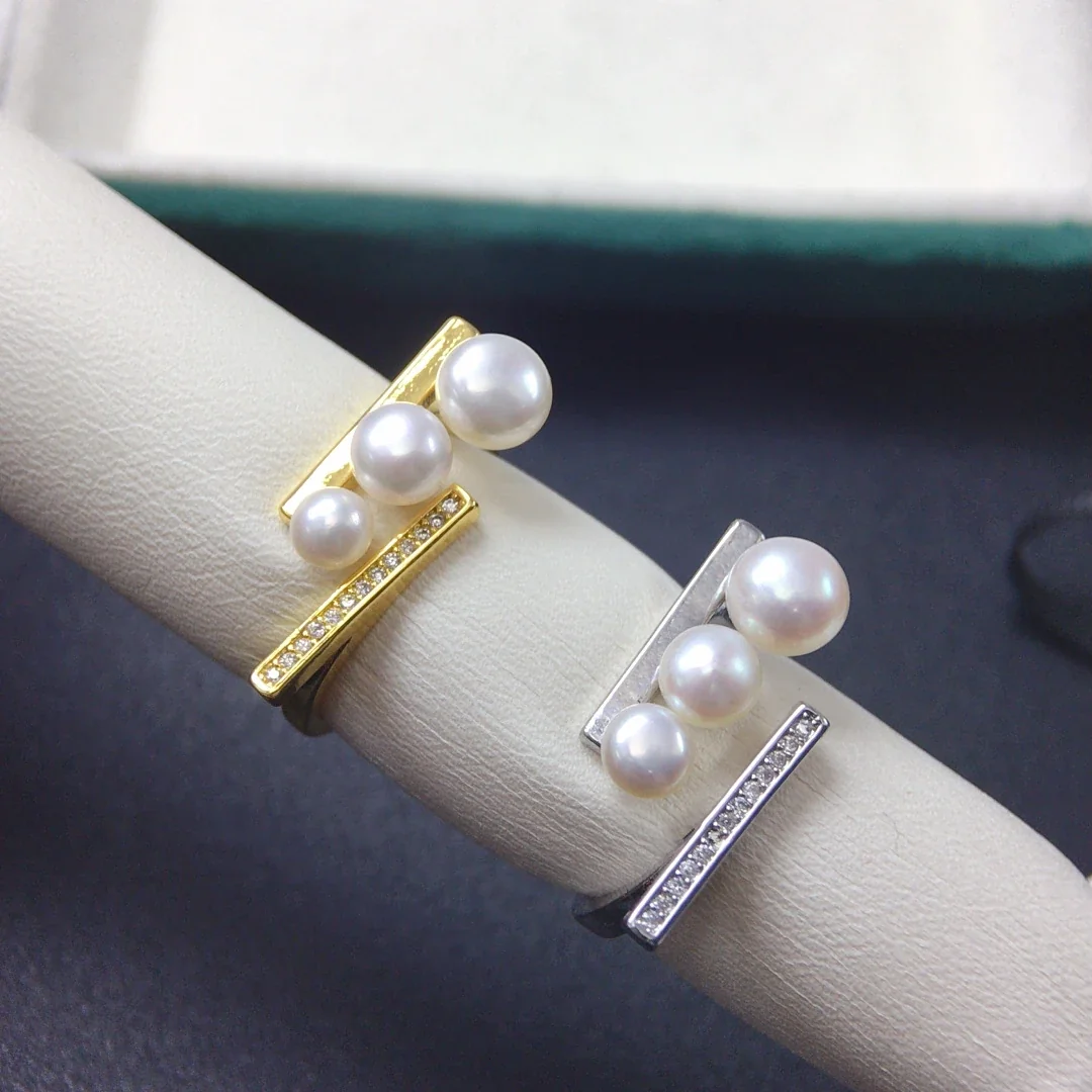 Asymmetric Gold-Plated Triple Pearl Bar Open Ring