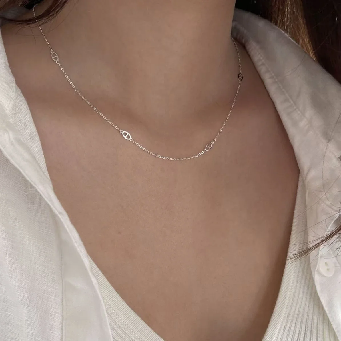 Delicate 925 Sterling Silver Oval Bar Motif Chain Necklace - Silver