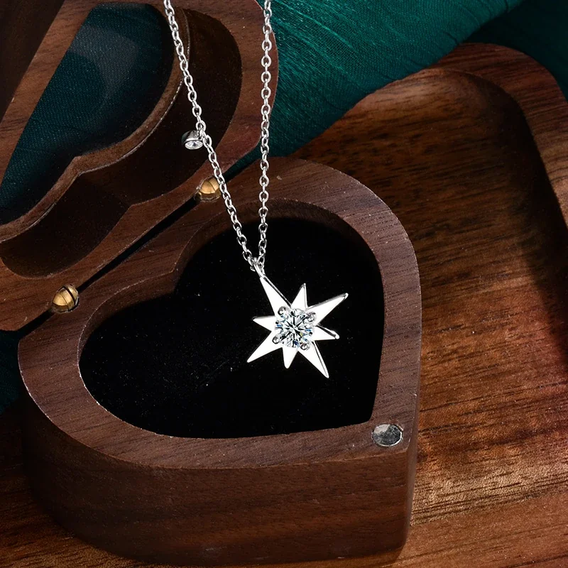 Eight-Point Star 925 Sterling Silver Round Moissanite Necklace