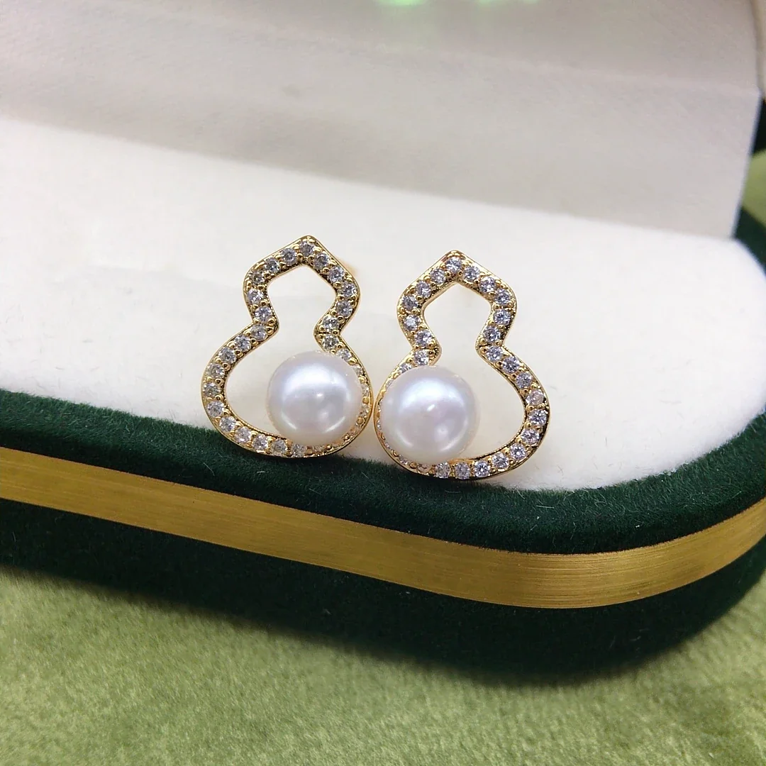 Ornate Gourd Outline Freshwater Pearl Pave Stud Earrings