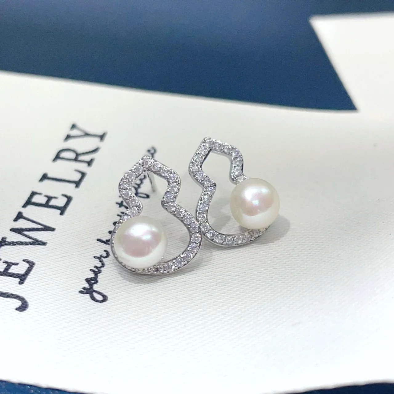 Ornate Gourd Outline Freshwater Pearl Pave Stud Earrings