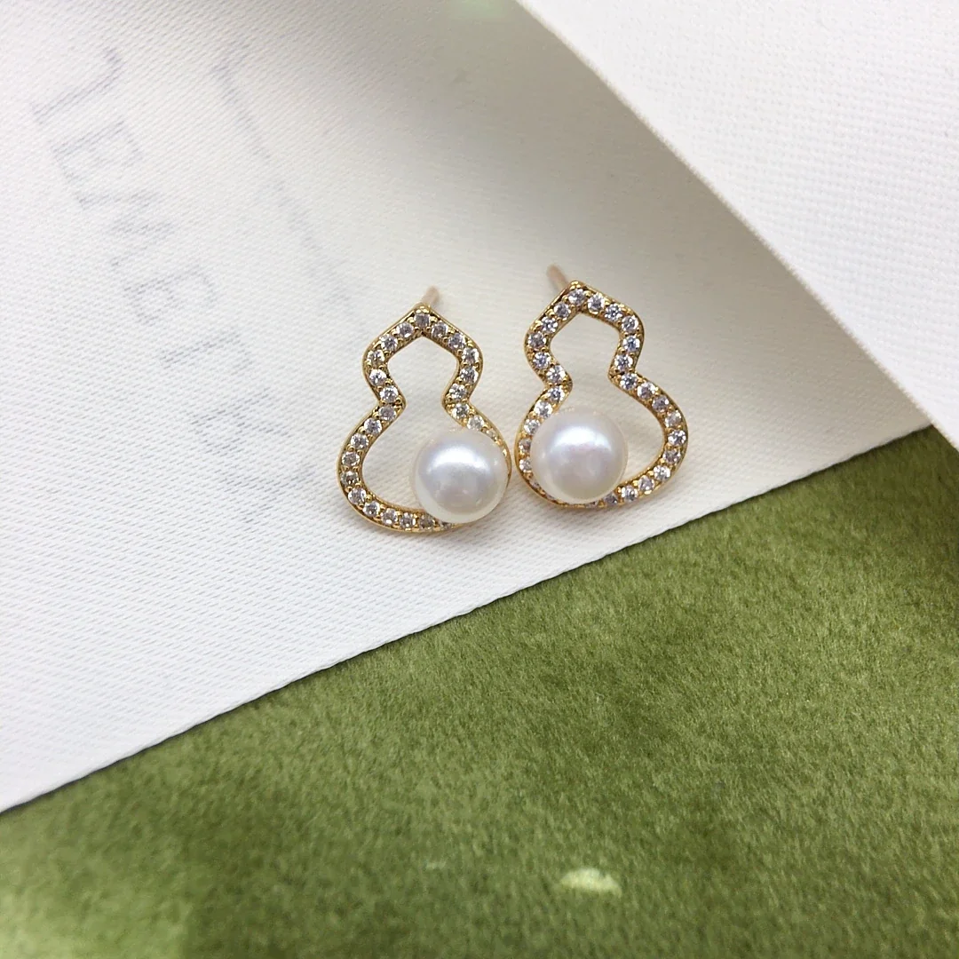 Ornate Gourd Outline Freshwater Pearl Pave Stud Earrings - Gold