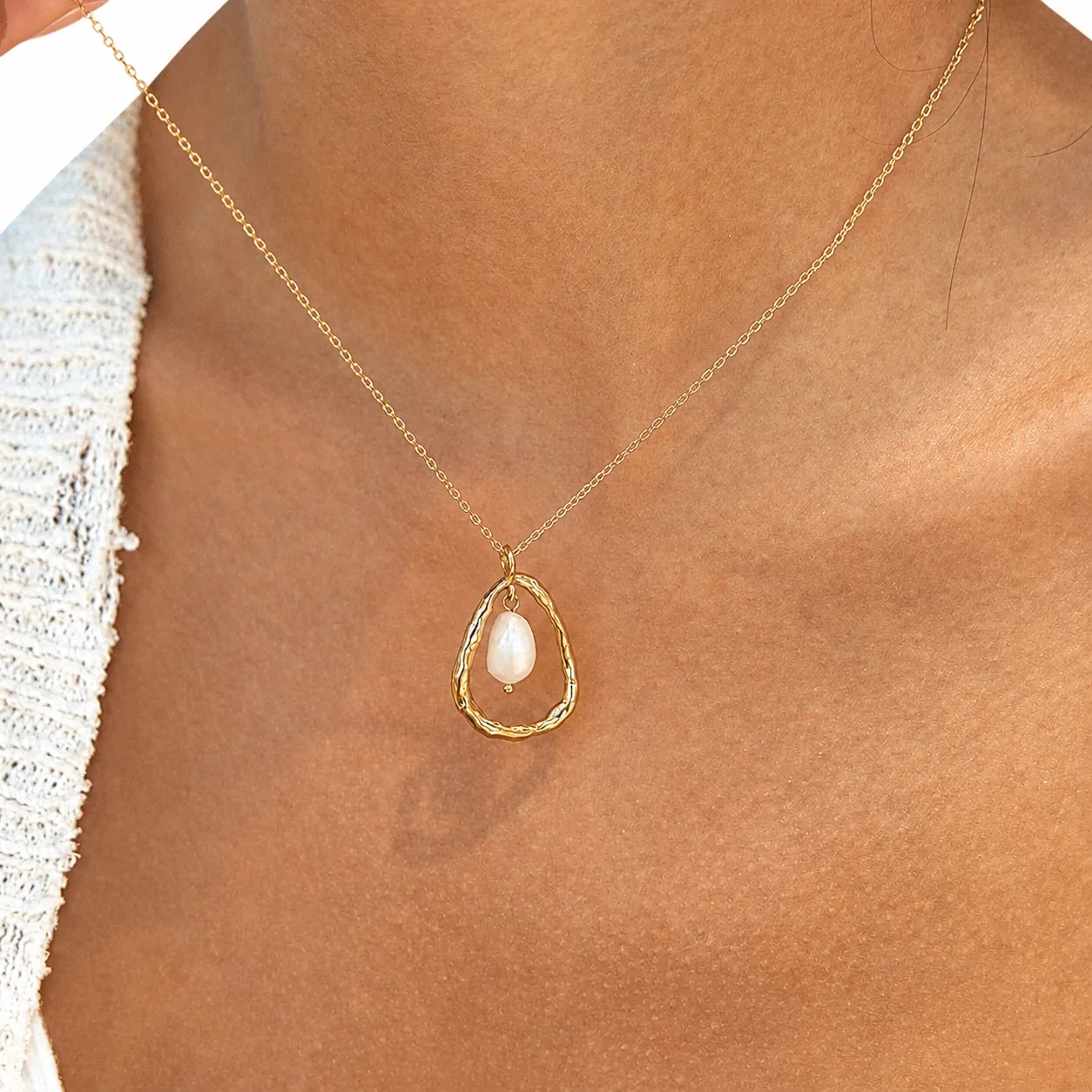 Organic Stainless Steel Hammered Oval Freshwater Pearl Necklace