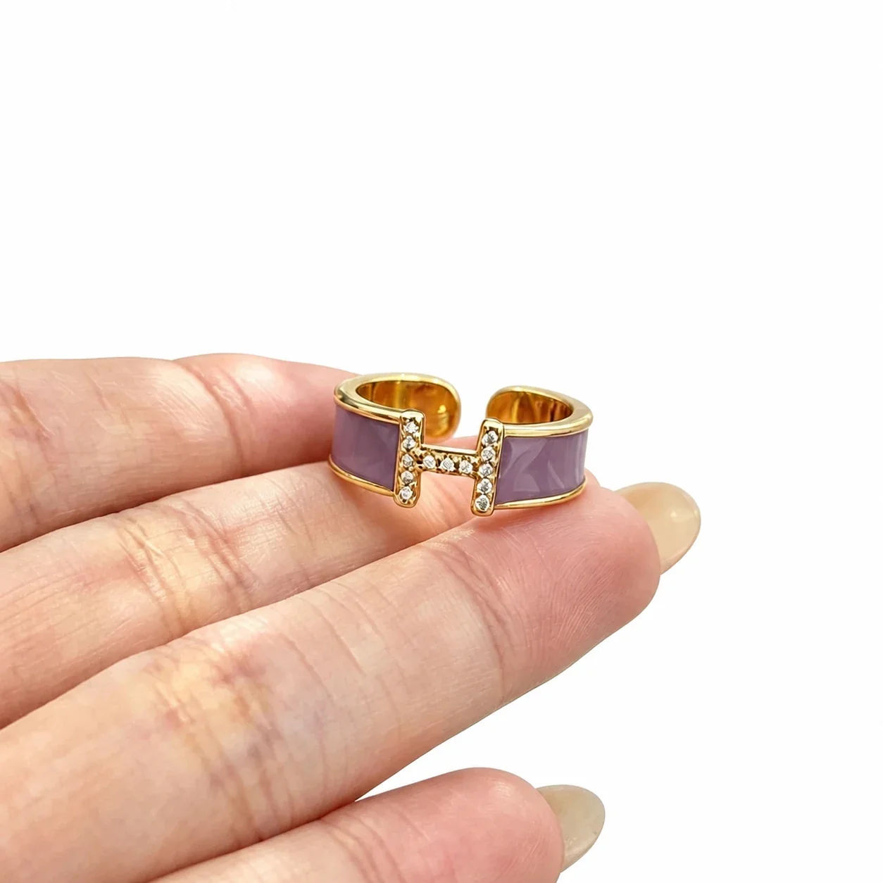Mauve Enamel H Motif Pavé Crystal Gold-Plated Copper Ring