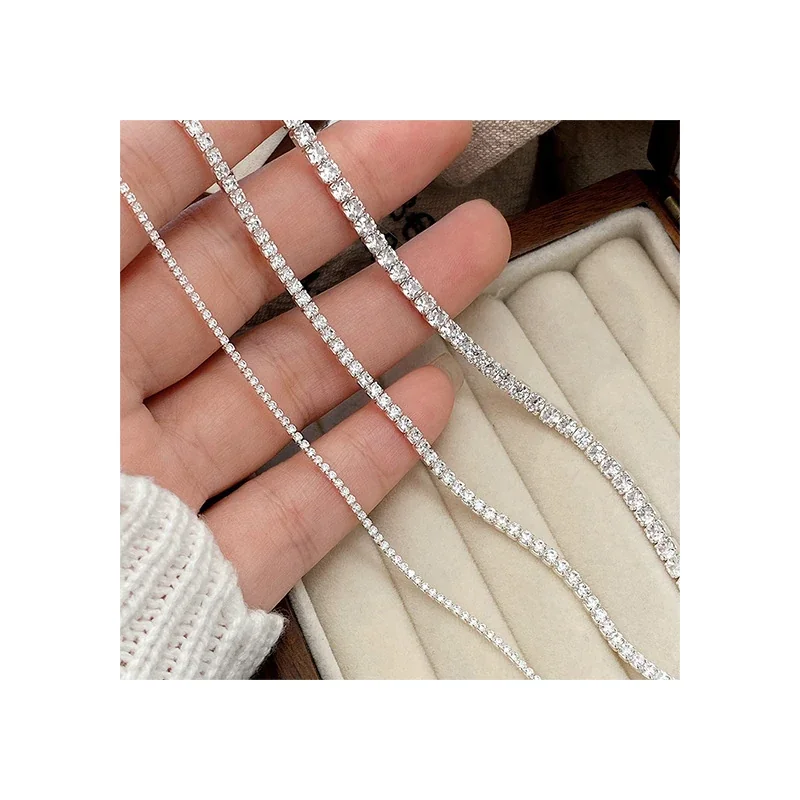 Dazzling Round Clear Stone Prong-Set 925 Sterling Silver Bracelet