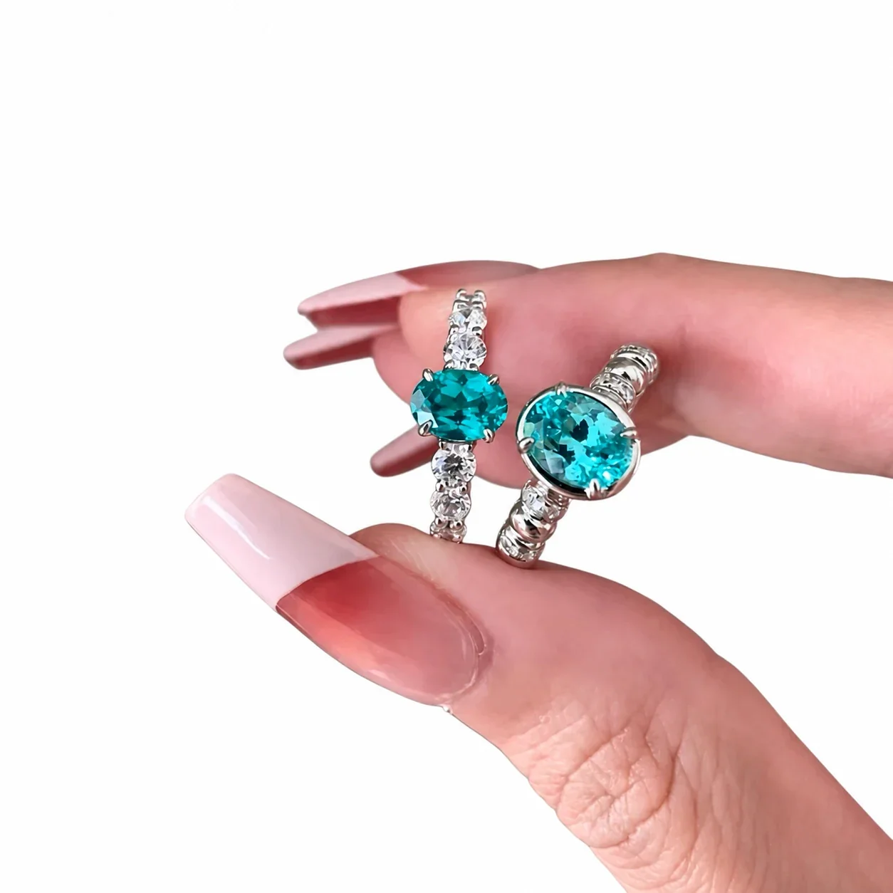 Luminous Silver-Plated Teal Round Crystal Pavé Copper Ring