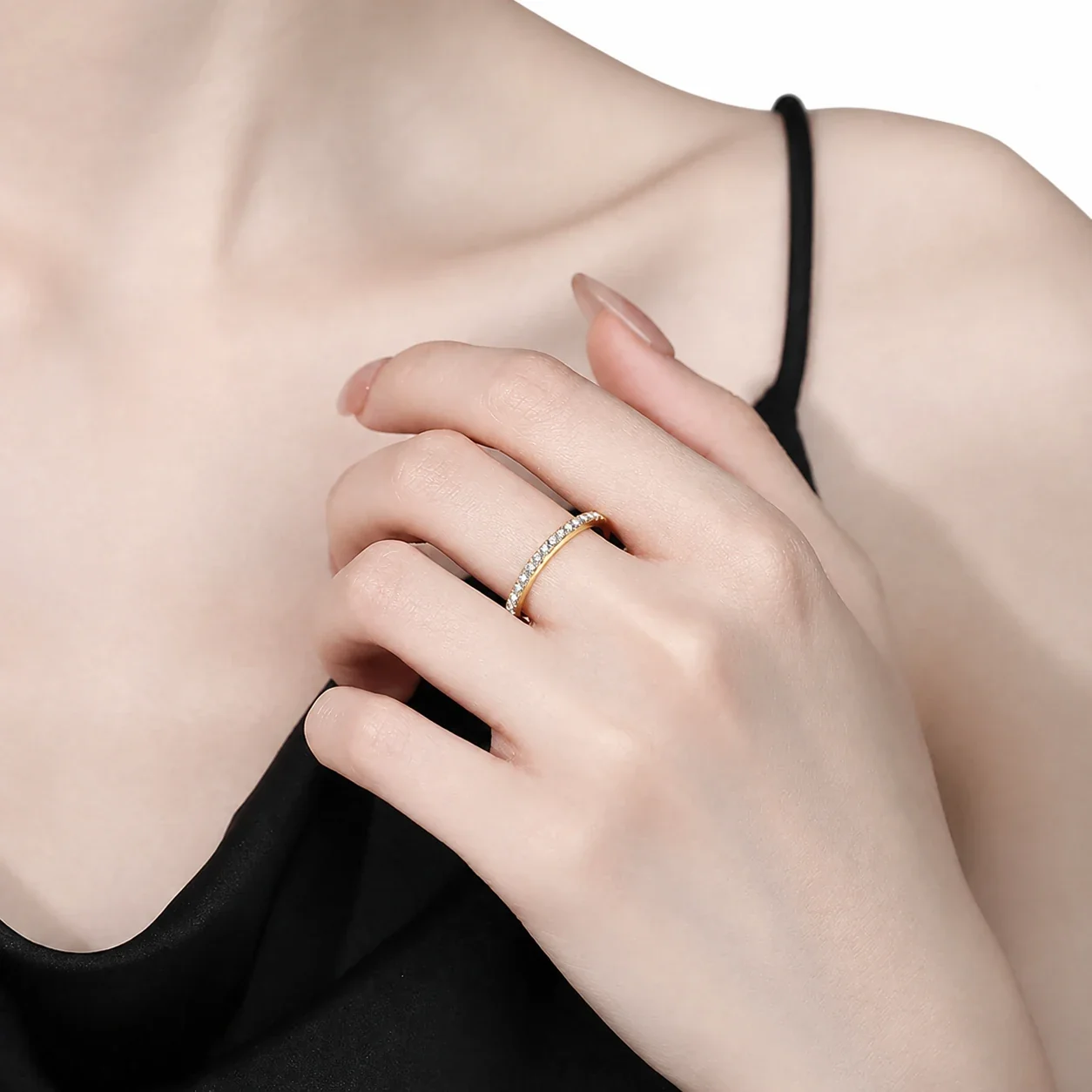 Refined Gold-Plated Pavé Moissanite 925 Sterling Silver Ring