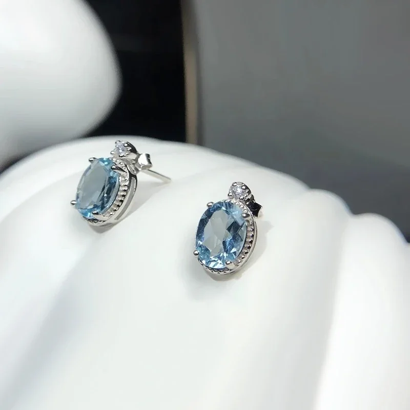 Luminous 925 Sterling Silver Oval Aquamarine Halo Stud Earrings