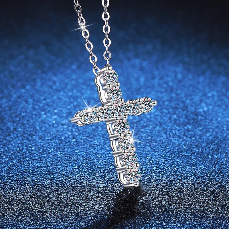Radiant 925 Sterling Silver Prong-Set Cross Necklace