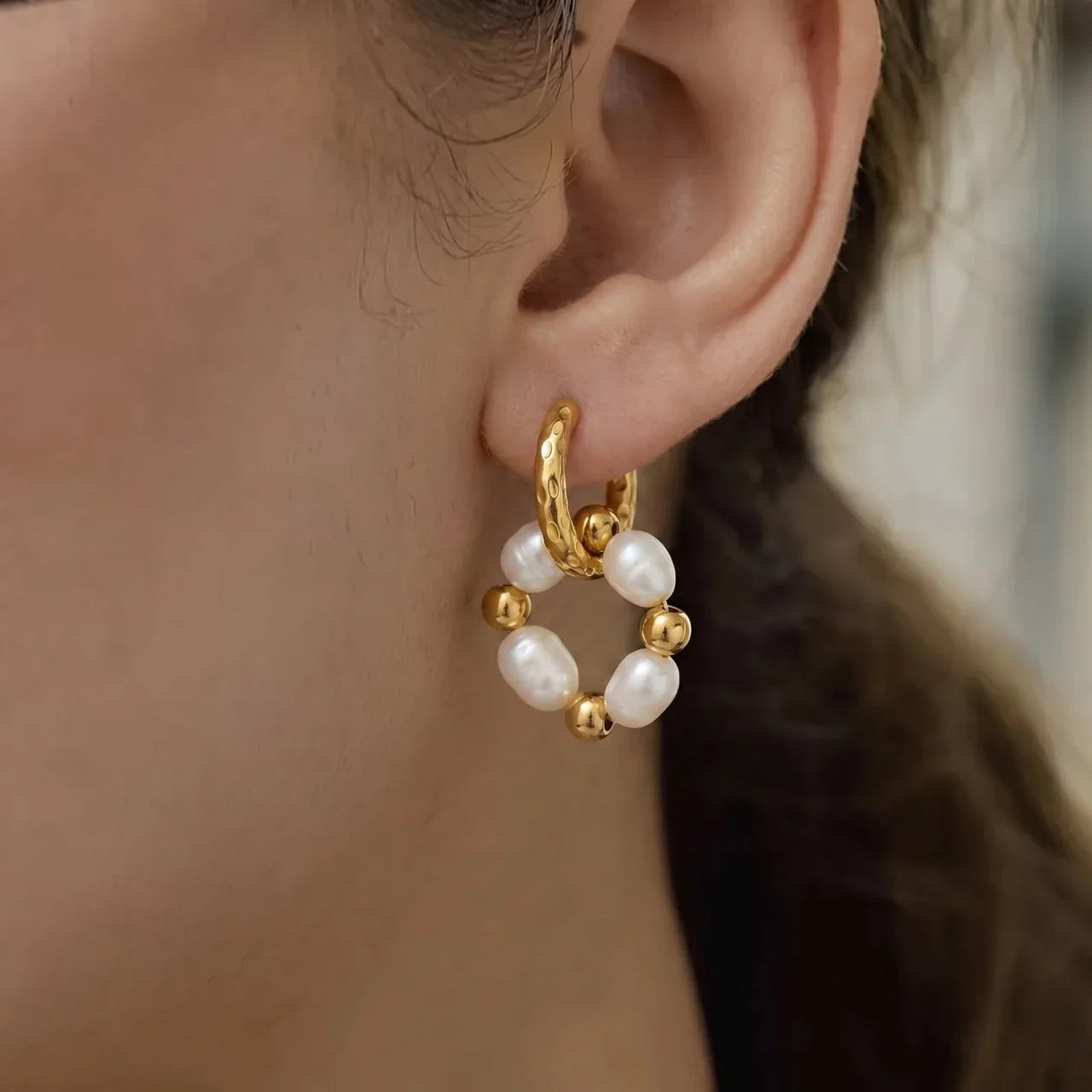 Hammered 18K Gold-Plated Freshwater Pearl Hoop Earrings