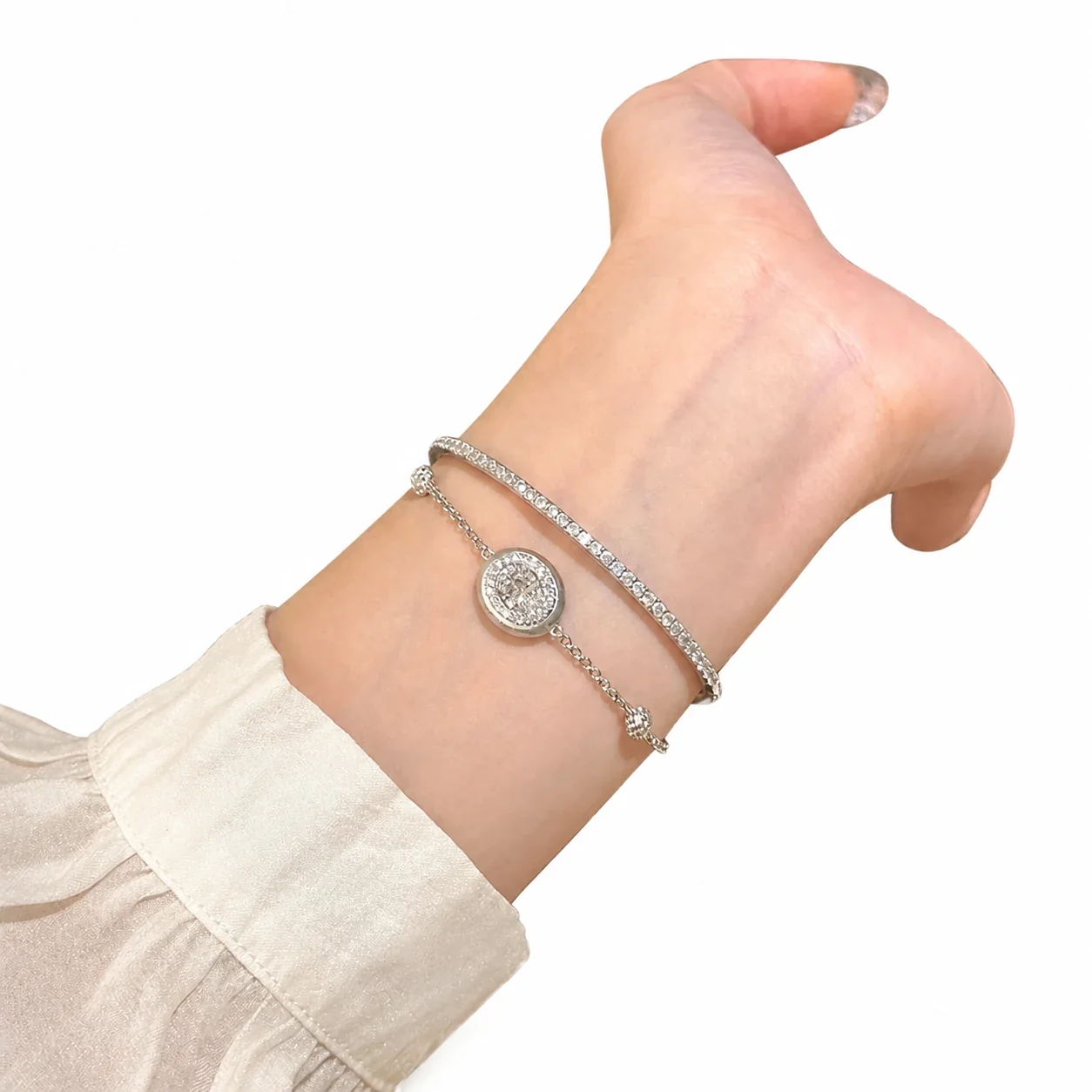 Refined Silver-Plated Pavé Disc Bead Chain Copper Bracelet